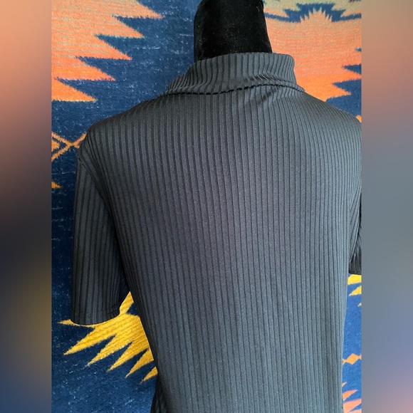 PrettyLittleThing Button top Black Bodysuit! Excellent Condition! Size 12 USA - Picture 5 of 12